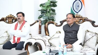 ‘हवाई चप्पल पहनने वाला भी हवाई यात्रा कर सके’ प्रधानमंत्री का यह सपना छत्तीसगढ़ में भी हो रहा है साकार : मुख्यमंत्री साय ‘हवाई चप्पल पहनने वाला भी हवाई यात्रा कर सके’ प्रधानमंत्री का यह सपना छत्तीसगढ़ में भी हो रहा है साकार : मुख्यमंत्री साय