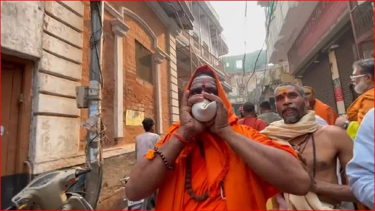 ‘अब चुप नहीं बैठेगा हिंदू…’, शंकराचार्य अविमुक्तेश्वरानंद ने फूंका धर्मयुद्ध का शंखनाद, काशी से रायबरेली तक गूंजेगा गऊ रक्षा का नारा