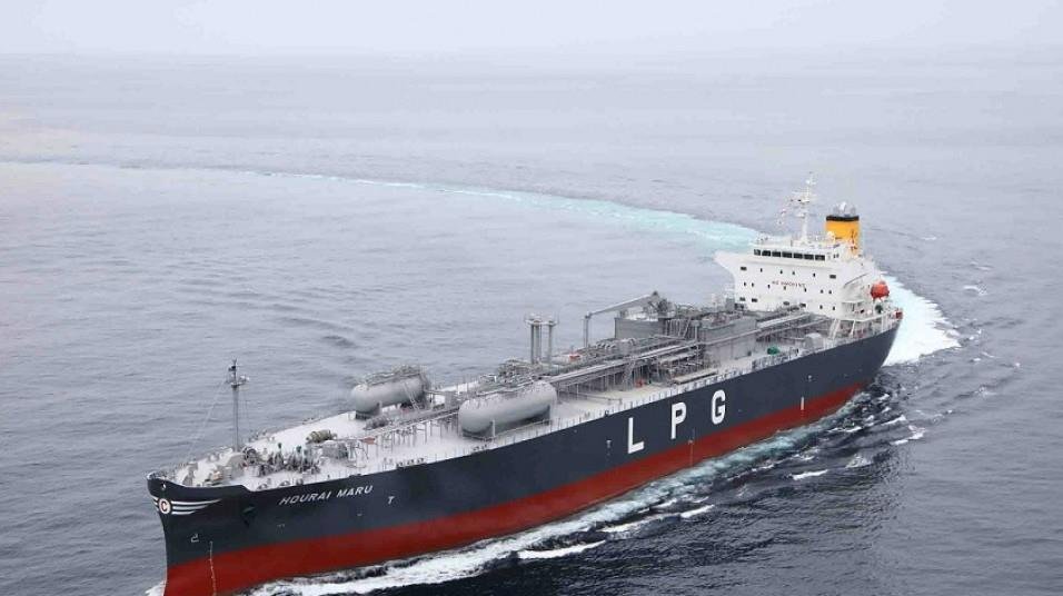 जंग के बीच होर्मुज से सुरक्षित निकले 2 भारतीय LPG टैंकर जहाज,