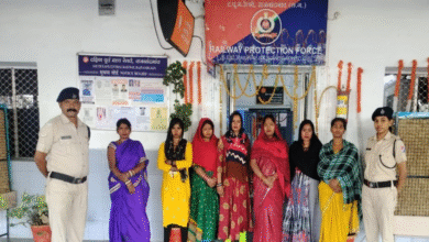 ट्रेन में नकली किन्नर बनकर वसूली कर रही थी महिलाएं, RPF को देखते ही लगीं भगने, 7 गिरफ्तार