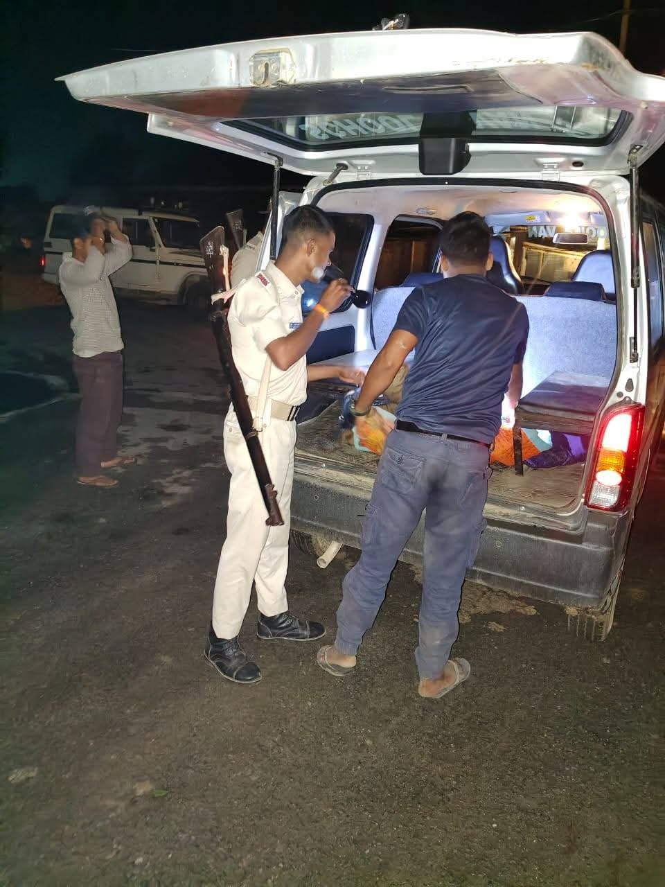 औरंगाबाद पुलिस के नजर में कानून से ऊपर कोई नहीं, विभिन्न अपराधों में 33 लोग गिरफ्तार 