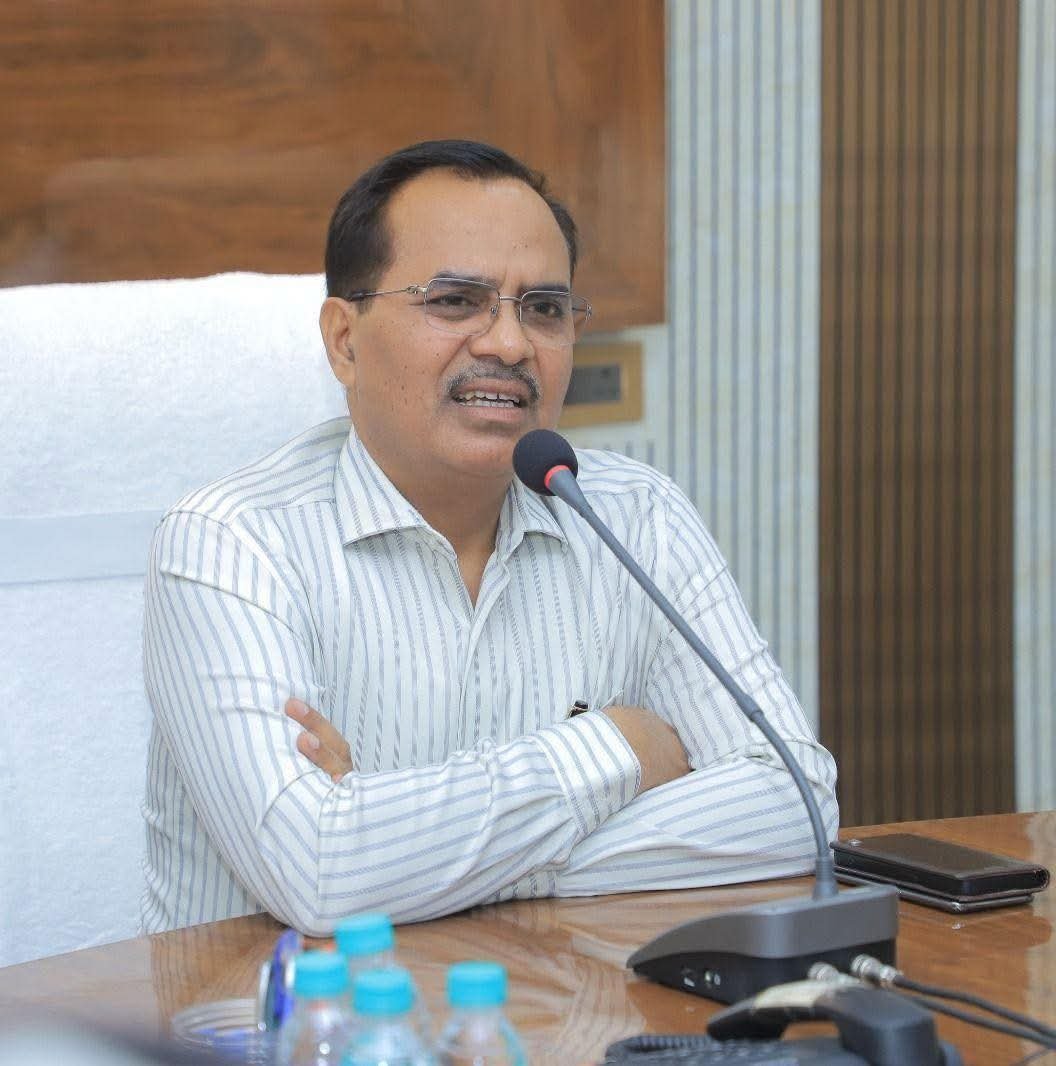 इटावा : गौशालाओं की पोल खुलते ही भड़के DM, अधिकारियों को लगाई कड़ी फटकार इटावा : गौशालाओं की पोल खुलते ही भड़के DM, अधिकारियों को लगाई कड़ी फटकार