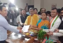 राज्यसभा चुनाव: फूलोदेवी नेताम ने दाखिल किया नामांकन , कांग्रेस नेताओं की रही मौजूदगी