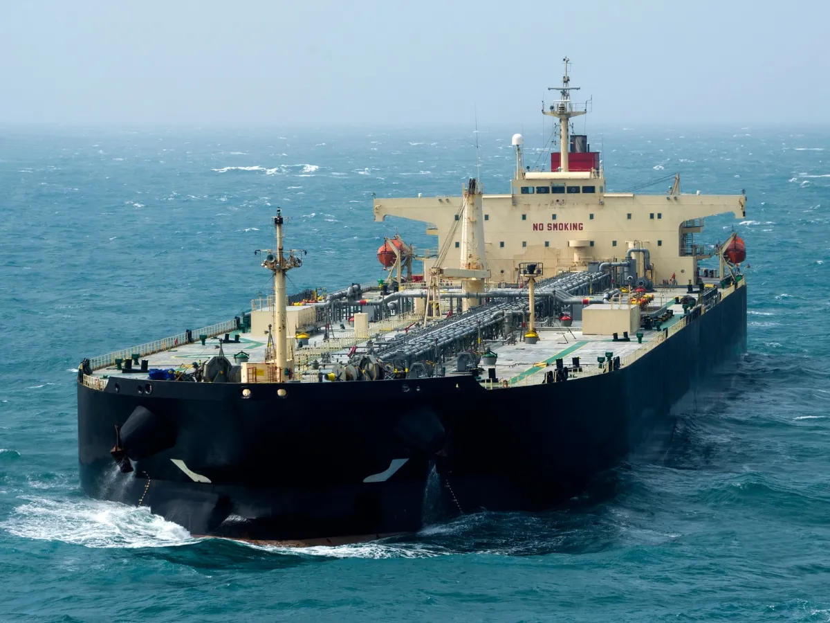 युद्ध के बीच भारत पहुंचा LPG टैंकर ‘नंदा देवी’, 46,500 MT गैस की बड़ी खेप सुरक्षित आई