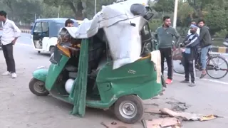 तेज रफ्तार स्कॉर्पियो का कहर: ऑटो को मारी टक्कर, 5 की मौत, 4 गंभीर घायल