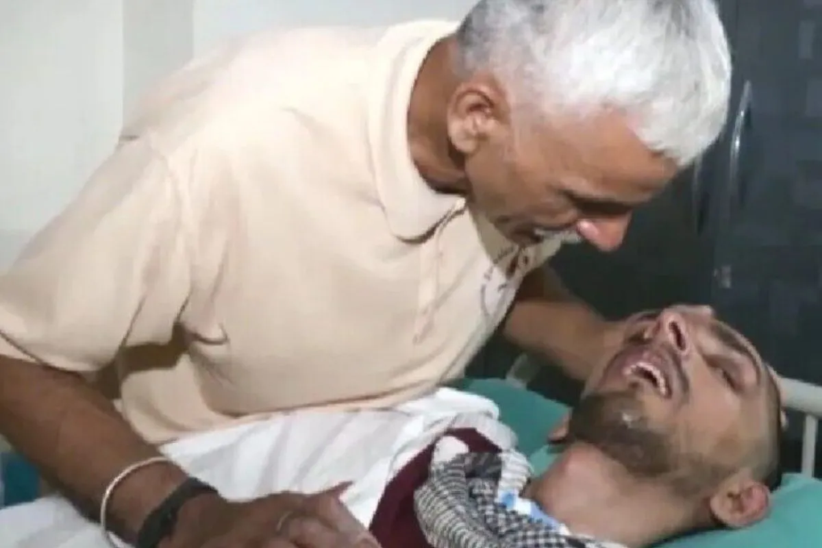 हरीश राणा से मिलने पहुंचे आयुर्वेदिक बाबा, जड़ी-बूटियों से इलाज का दावा; परिवार ने नहीं दी अनुमति