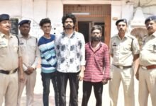 नशे के खिलाफ बड़ी कार्रवाई : पुलिस ने घेराबंदी कर अंतरराज्यीय तस्करी गैंग के 3 आरोपियों को दबोचा