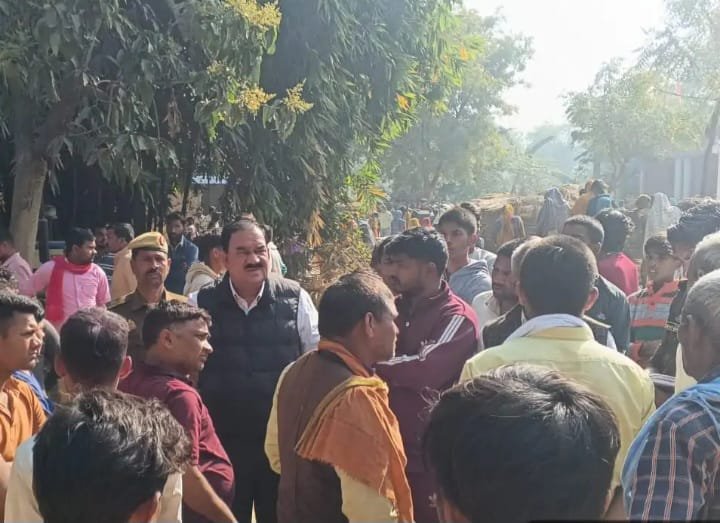 बाराबंकी: करंट की चपेट में आने से दो युवकों की दर्दनाक मौत, मचा कोहराम