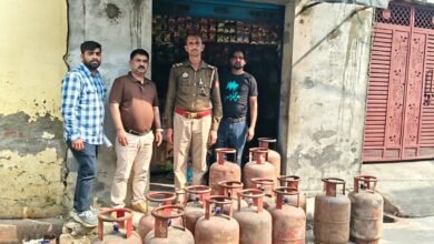 उत्तर प्रदेश: अवैध गैस रिफिलिंग का भंडाफोड़, 15 घरेलू सिलेंडर जब्त; आरोपी के खिलाफ मुकदमा दर्ज