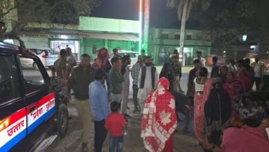 उत्तर प्रदेश: लखीमपुर खीरी में निर्माणाधीन पुलिया के नीचे गिरी बाइक, एक युवक की मौत, दो गंभीर घायल