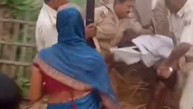 सुपौल में पुलिस की दबंगई कैमरे में कैद: युवक को बंदूक के कुंदे से पीटते VIDEO वायरल!