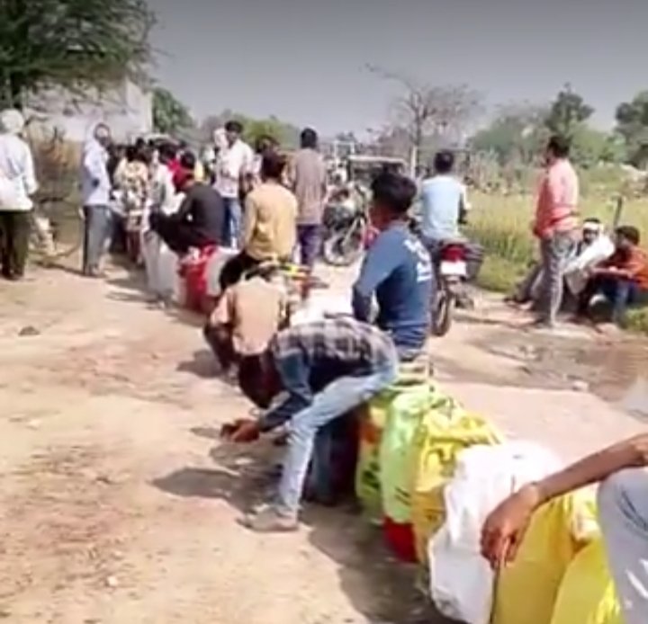 उत्तर प्रदेश: रायबरेली में गैस सिलेंडर को लेकर हाहाकार, सुबह से लाइनों में खड़े उपभोक्ता