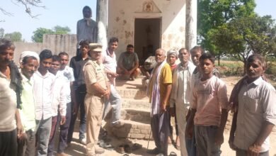 सुबह पूजा करने पहुंचे भक्त, तो गायब मिले महादेव! इलाके भारी तनाव