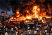 मध्य प्रदेश: मनेरी गैस प्लांट के पास टायर गोदाम में लगी भीषण आग, धमाकों से मची अफरा-तफरी