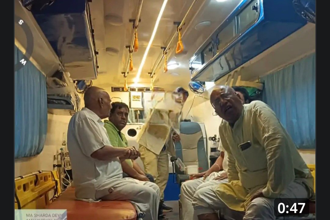 मैहर में भीषण सड़क हादसा: अस्थि विसर्जन कर लौट रहे परिवार की कार ट्रक से टकराई, 6 घायल