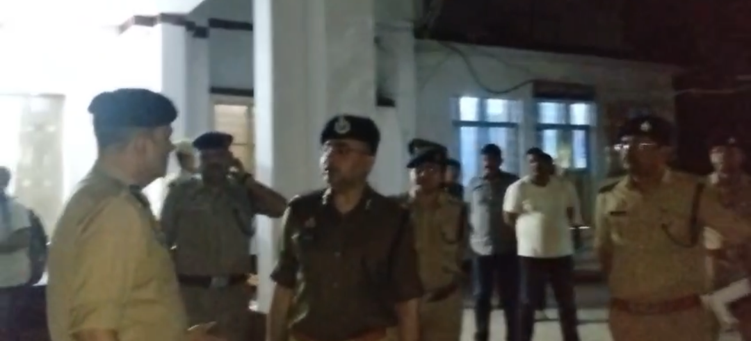 एक सुसाइड नोट और 5 नामजद आरोपी! आधी रात को कोतवाली का घेराव, मौत के इस खेल में कौन असली कातिल?