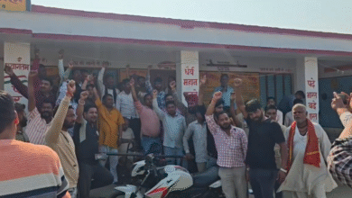 सुजौली में हरखापुर – सुजौली – कारिकोट मार्ग के लिए हुई आंदोलन की शुरुआत,7 मार्च को तहसील पर जिलाधिकारी को दिया जाएगा ज्ञापन