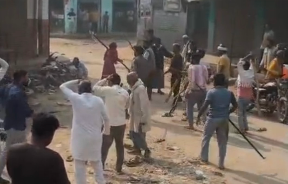 उत्तर प्रदेश: बहराइच में पैसों के लेनदेन को लेकर दो गुटों में जमकर मारपीट, कई लोग हुए गंभीर रूप से घायल