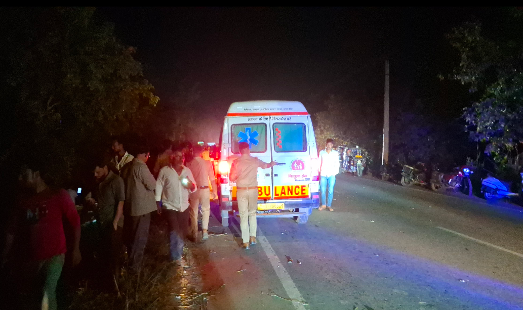 बहराइच : तेज रफ्तार का कहर! पिकअप-बाइक टक्कर में 12 साल के बच्चे समेत 3 की मौत