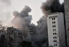 खर्ग द्वीप पर अमेरिकी हमला, जवाब में ईरान का पलटवार; UAE के तेल टर्मिनल में लगी भीषण आग