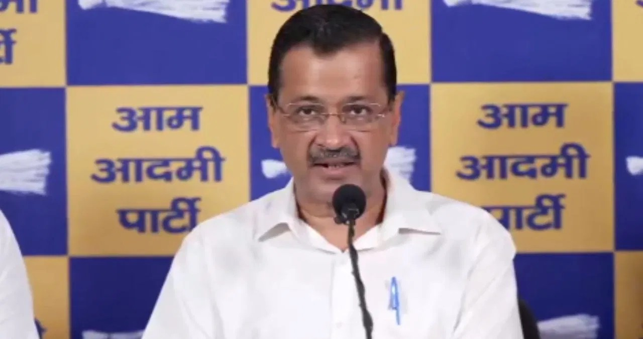 LPG संकट पर केजरीवाल का केंद्र पर हमला, कहा-देश को अमेरिका की कॉलोनी बना दिया
