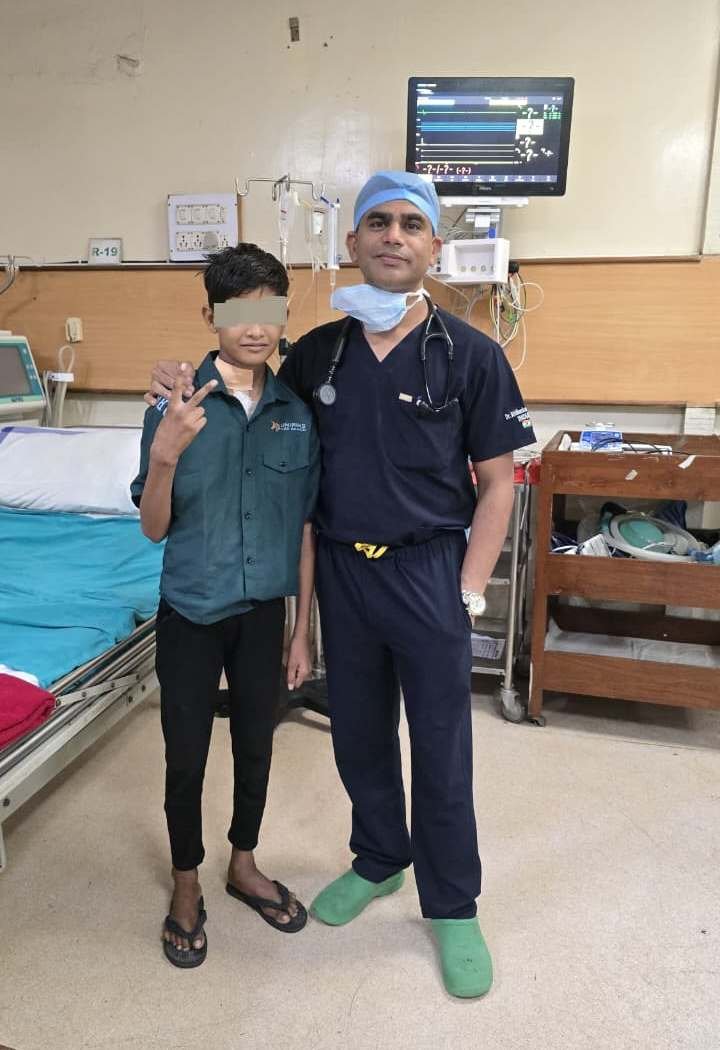 अम्बेडकर अस्पताल में 11 साल के बच्चे के दिल से चिपका दुर्लभ कैंसर निकाला, बना विश्व कीर्तिमान