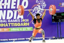खेलो इंडिया ट्राइबल गेम्स 2026: संघर्षों के बीच बाबूलाल हेम्ब्रम वेटलिफ्टिंग में जीत रहे पदक
