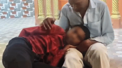 अचानक डॉगी की तरह भौंकने लगा लड़का, चाल-ढाल भी बदली वजह जानकर परिवार हैरान