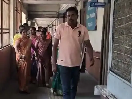 रायगढ़ में रिहायशी इलाके की शराब दुकान हटाने की मांग तेज, लोगों ने दी आंदोलन की चेतावनी