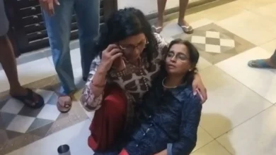 ग्रेटर नोएडा की सोसाइटी में लिफ्ट फिर बनी जानलेवा खतरा, 20 मिनट तक फंसी महिला की हालत बिगड़ी