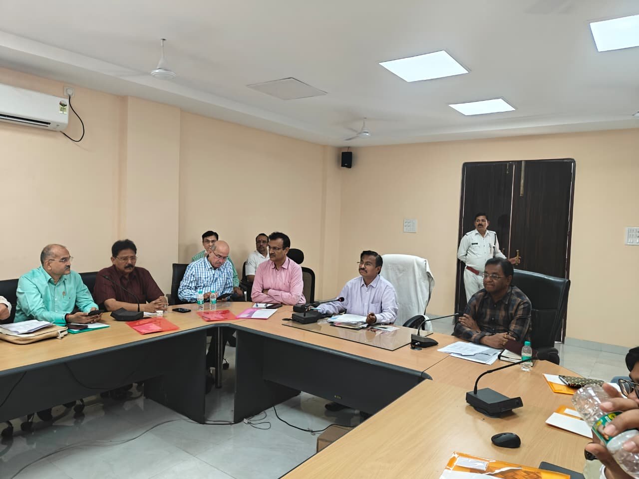 एसएमएस वाटरग्रेस की मोनोपोली खत्म हो,छोटे क्लिनिक बायोमेडिकल वेस्ट के चार्ज से फ्री हो एसएमएस वाटरग्रेस की मोनोपोली खत्म हो,छोटे क्लिनिक बायोमेडिकल वेस्ट के चार्ज से फ्री हो