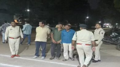 अफीम की अवैध खेती का खुलासा, भाजपा नेता समेत तीन गिरफ्तार