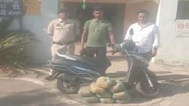 CG News : गांजा तस्करी में पुलिसकर्मी शामिल, दो आरोपी गिरफ्तार, आरक्षक फरार