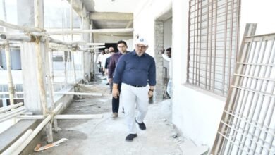 स्कूल भवन निर्माण में सुस्ती पर कलेक्टर सख्त : पीएम श्री और स्वामी आत्मानंद स्कूलों के निरीक्षण में मिली खामियां