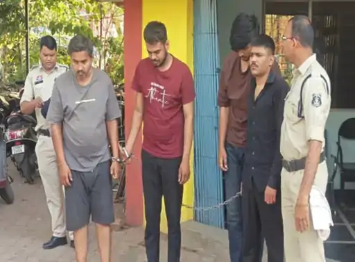 ड्रग सिंडिकेट के ठिकानों पर रायपुर पुलिस की रेड, दो गिरफ्तार, पूछताछ जारी