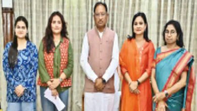 महिला दिवस पर मुख्यमंत्री ने महिला पत्रकारों से की बातचीत, मां को बताया सबसे बड़ी प्रेरणा