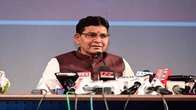 धान की अंतर राशि पर सियासत : कांग्रेस ने भेदभाव का लगाया आरोप, लाभार्थियों की मांगी सूची