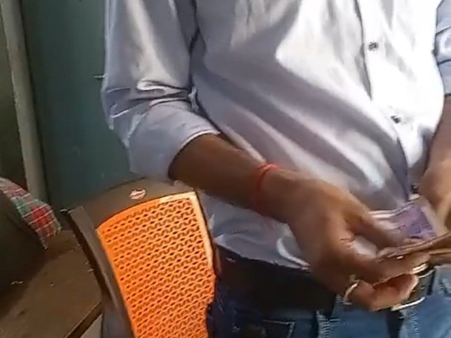 औरंगाबाद में रिश्वत लेने वाले एसआई सस्पेंड, गाड़ी रिलीज करने के नाम पर लिए थे पैसे