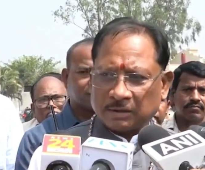 पश्चिम एशिया संकट के बीच CM साय के निर्देश, बोले- प्रदेश में पेट्रोलियम की कोई कमी नहीं