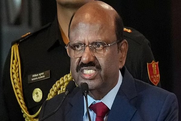 Big News: विधानसभा चुनाव से पहले पश्चिम बंगाल में बड़ी हलचल , राज्यपाल सी.वी. आनंद बोस ने दिया इस्तीफा