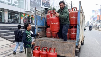 LPG संकट: सरकार ने आवश्यक वस्तु अधिनियम लागू किया, तेल-गैस कंपनियों को डेटा साझा करने का आदेश