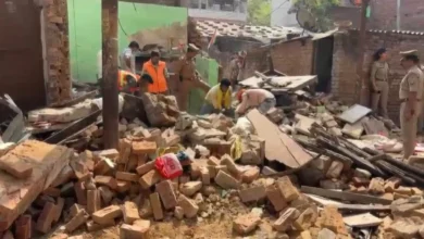 वाराणसी: मकान में खाना बनाते समय गैस सिलेंडर कर गया ब्लास्ट, धमाके से घर जमींदोज, भाई-बहन की मौत