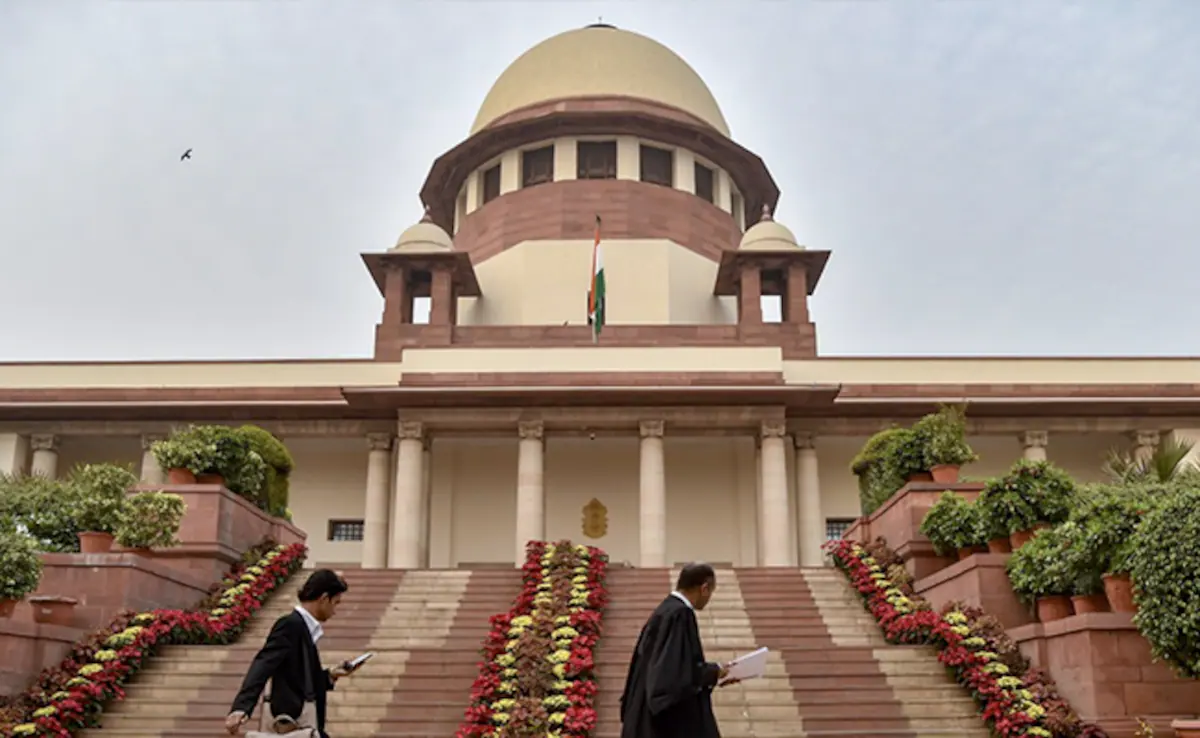 धर्म बदलने पर SC दर्जा खत्म: सुप्रीम कोर्ट ने दोहराया 1950 आदेश का प्रावधान