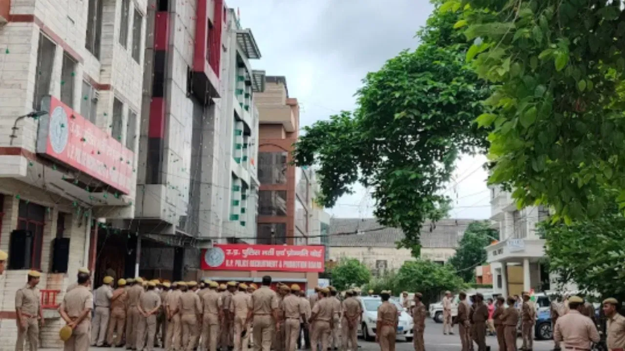 UP में 43 PPS अफसरों का ASP पद पर प्रमोशन, हीतेंद्र कृष्ण और पीयूष कांत राय का भी नाम