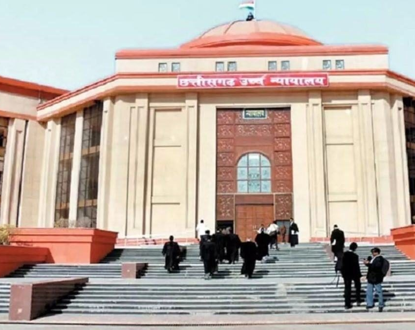 शराब घोटाला मामला : हाईकोर्ट ने पूर्व आबकारी आयुक्त निरंजन दास की जमानत अर्जी की खारिज, दीपेन चावड़ा की मिली राहत