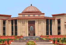 बिना बताए घर छोड़कर दूसरे पुरुष के साथ रहना परित्याग, पत्नी को नहीं मिलेगा गुजारा भत्ता…