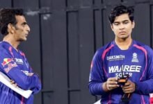 IPL 2026: वैभव सूर्यवंशी के साथ बैठकर मोबाइल चला रहा था RR का मैनेजर, Viral Video से मचा बवाल