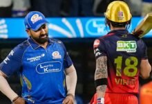 Live मैच में रोहित-विराट को क्या हुआ? दोनों ने छोड़ा मैदान, फैंस की बढ़ी टेंशन