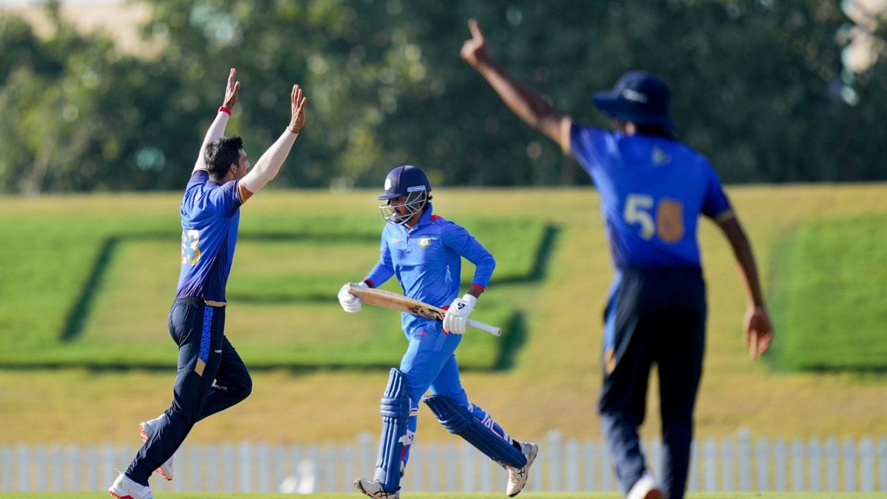 खिलाड़ी डरते हैं… मुनाफ पटेल ने BCCI के इस सिस्टम पर उठाए गंभीर सवाल खिलाड़ी डरते हैं… मुनाफ पटेल ने BCCI के इस सिस्टम पर उठाए गंभीर सवाल
