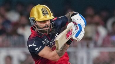 IPL 2026: RCB की प्लेइंग 11 से बाहर विराट कोहली, क्यों लिया गया ये बड़ा फैसला? IPL 2026: RCB की प्लेइंग 11 से बाहर विराट कोहली, क्यों लिया गया ये बड़ा फैसला?